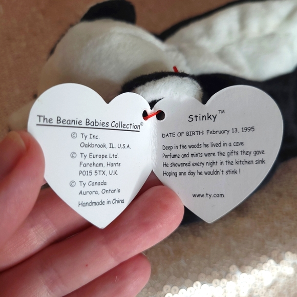 Ty Beanie Baby "Stinky" BNWT black and white skunk 🦨 - RARE - Picture 7 of 8